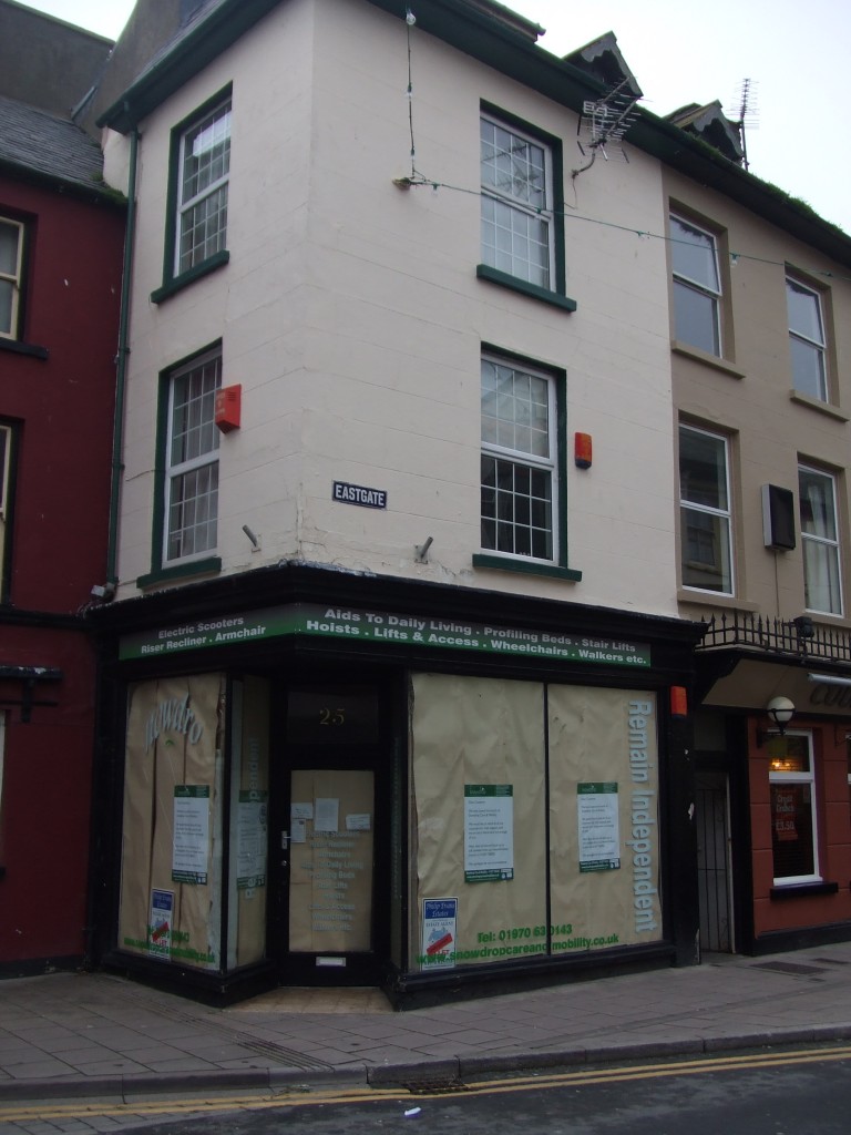 Closed shop in Eastgate, Aberystwyth